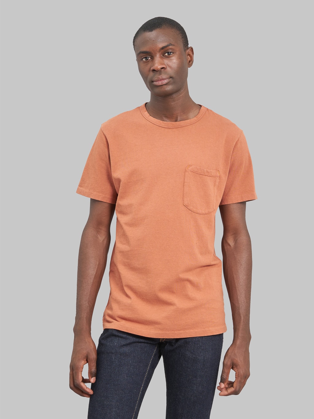 Freenote cloth nine ounce pocket tshirt rust model front fit