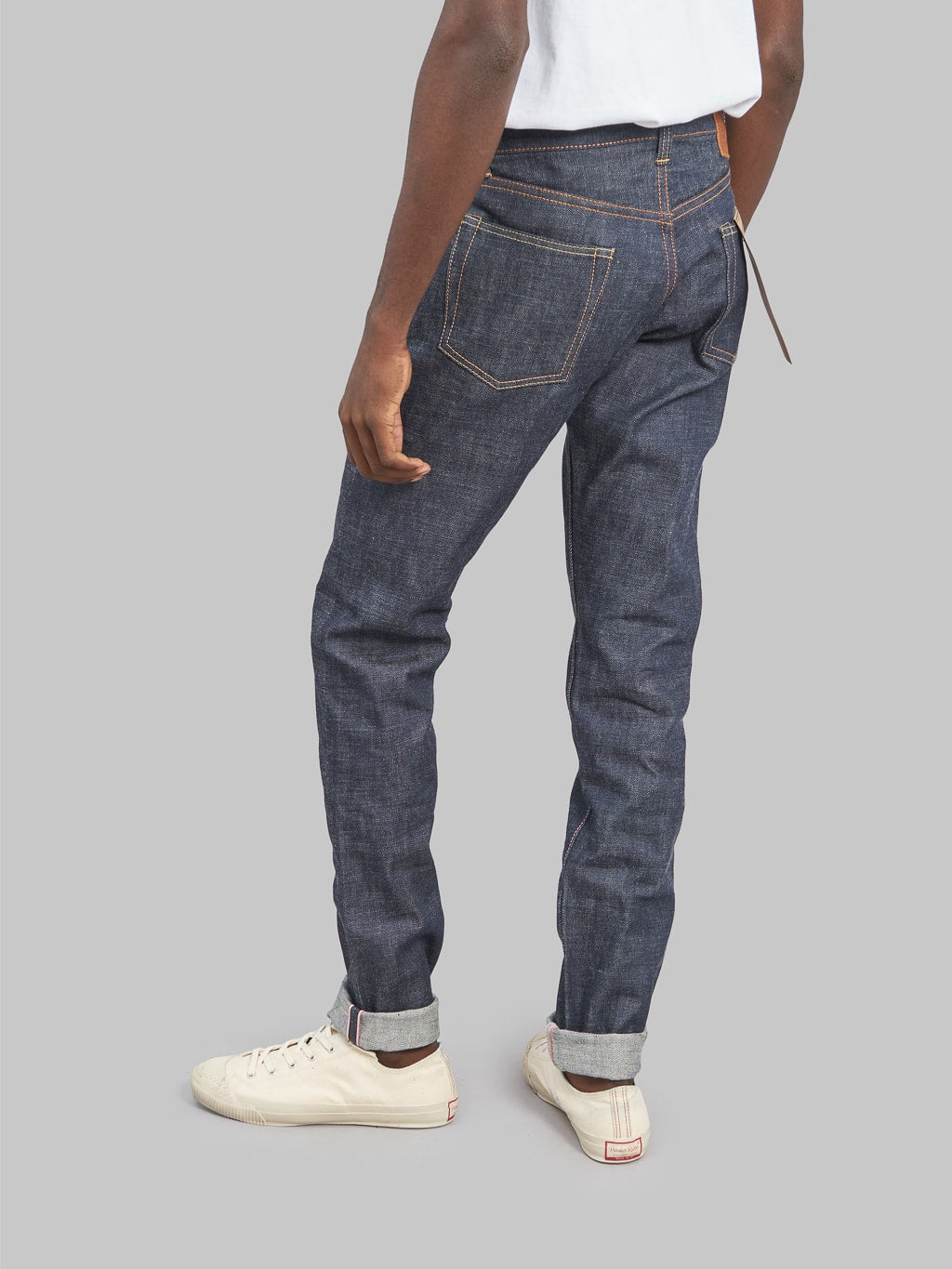 Momotaro legacy blue high tapered jeans back fit