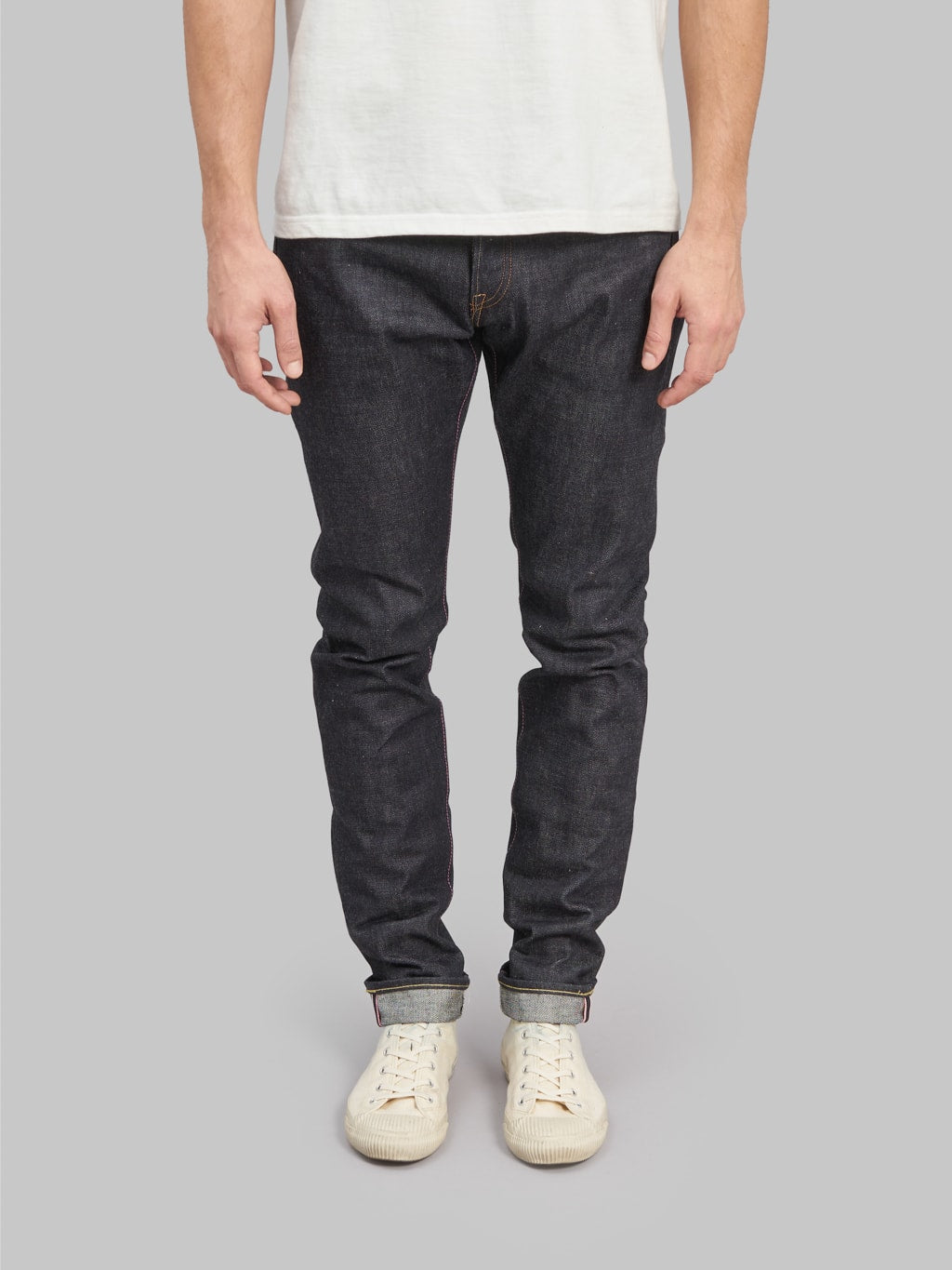 Momotaro 0405 SP Going To Battle High Tapered selvedge Jeans front fit