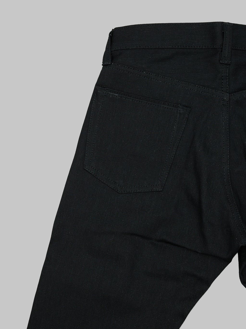 Momotaro 0605 B Black x Black Natural Tapered Jeans back pocket