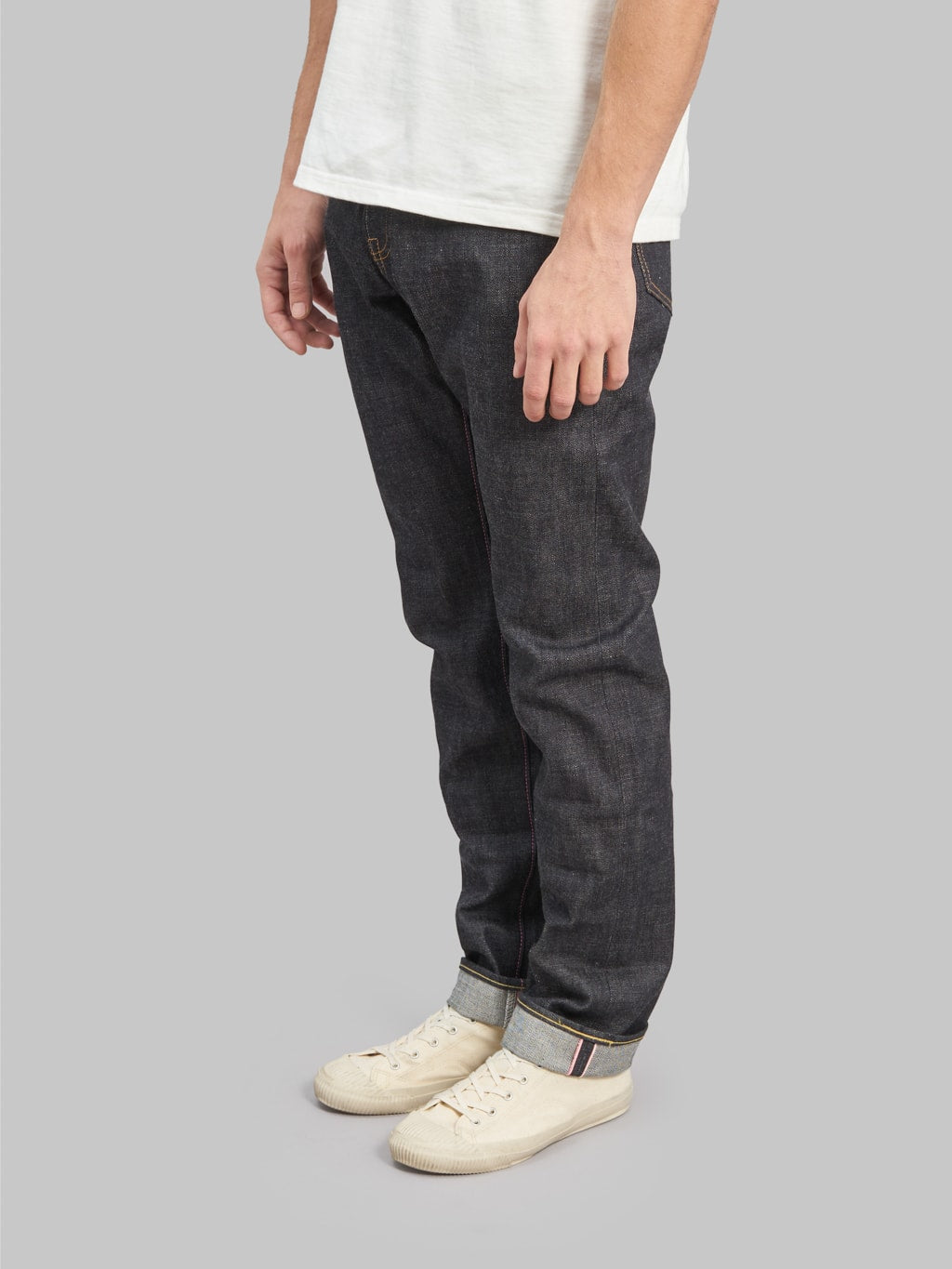 Momotaro 0605 SP Going To Battle Natural Tapered Jeans side fit