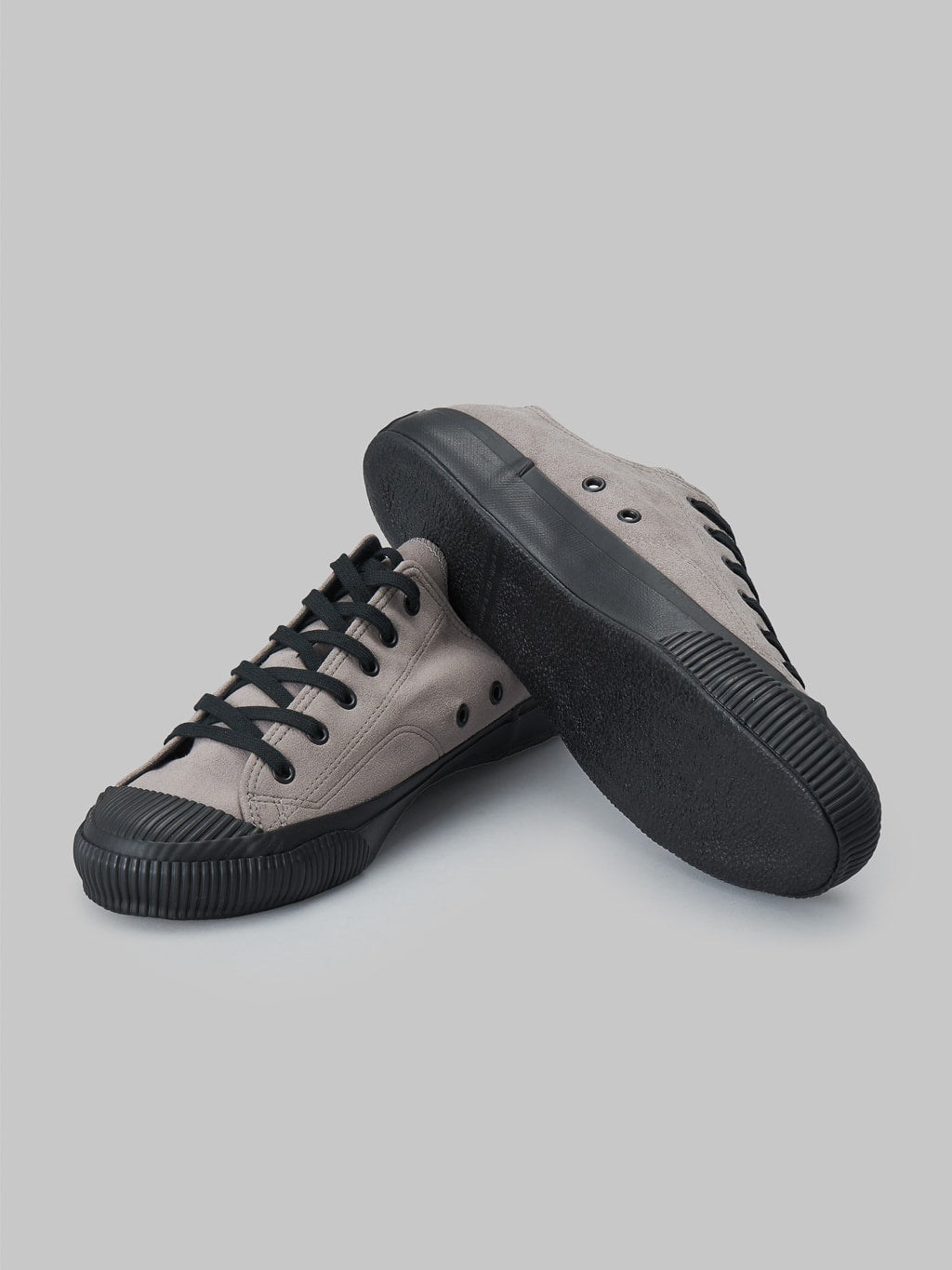 Pras shellcap low vegan sneakers suede grey black rubber sole