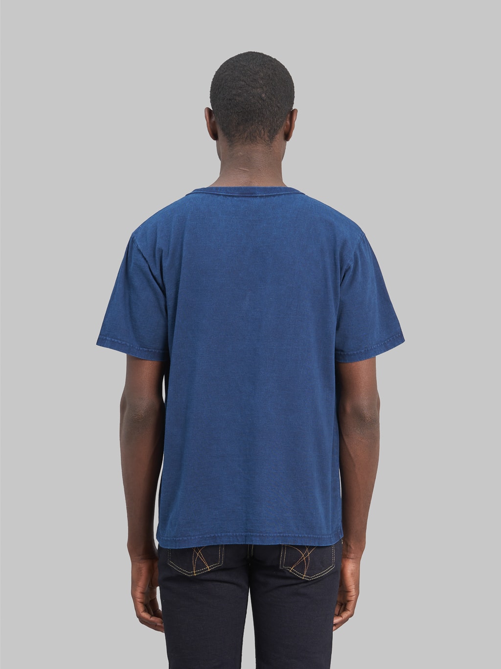 studio dartisan 8136b usa cotton tshirt light indigo model back fit