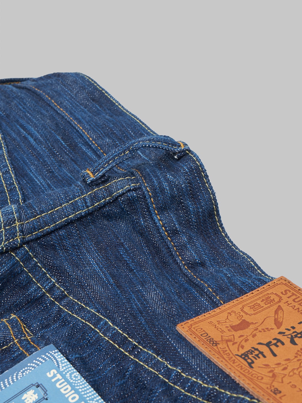Studio dartisan tokushima awa shoai regular straight jeans belt loop detail