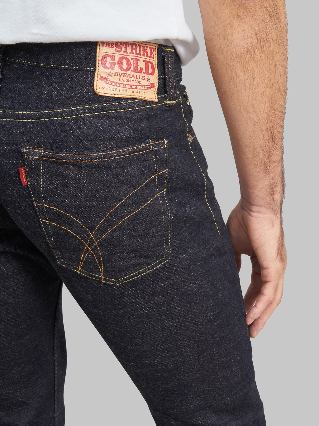 The Strike Gold 5109 15oz Slub Grey Weft Slim Tapered Jeans pocket