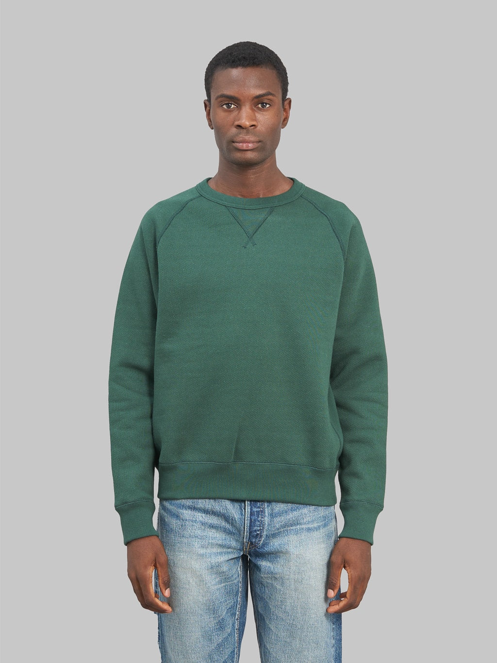 Wonder Looper Pullover Crewneck Double Heavyweight French Terry green front model