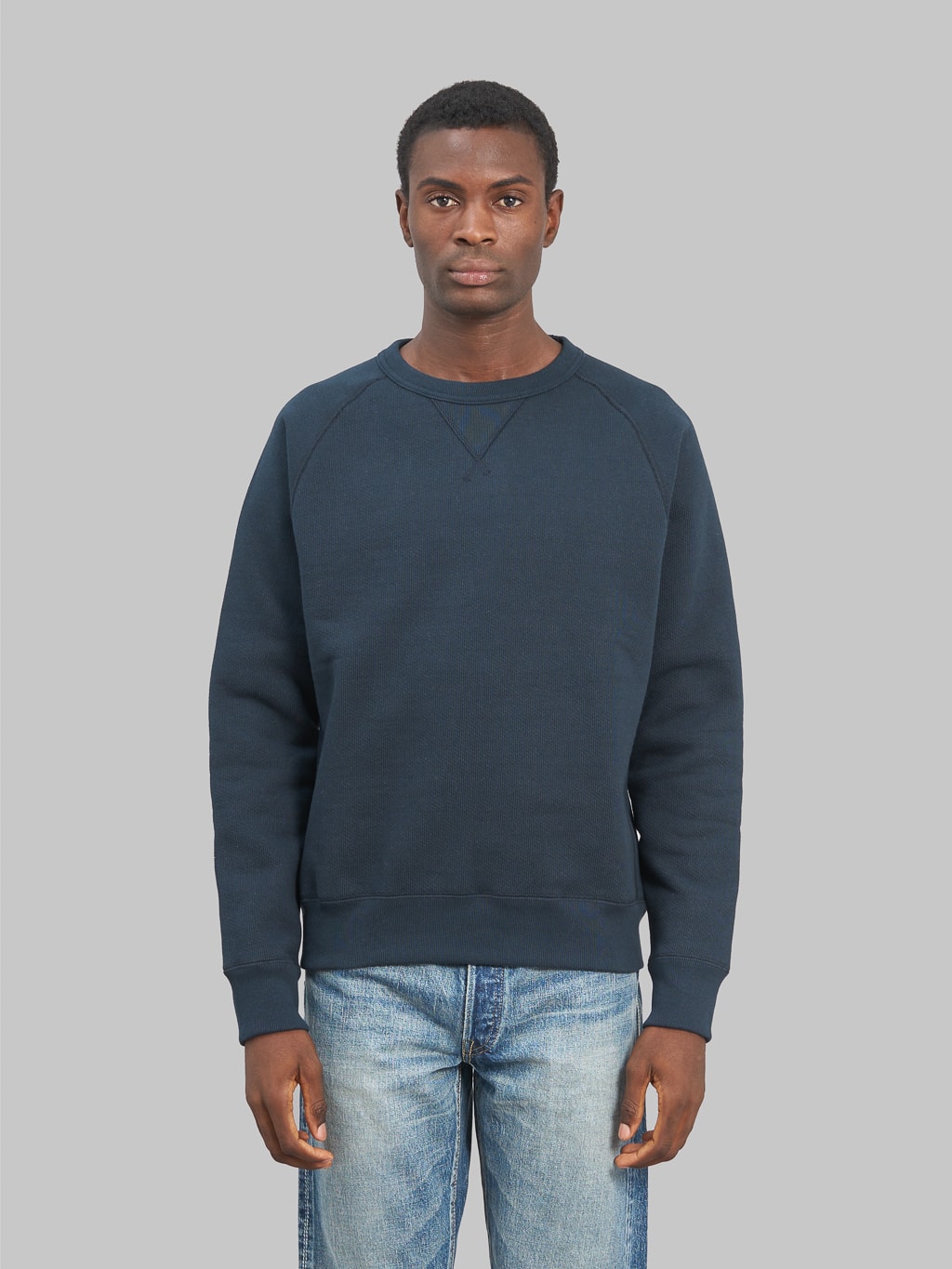 Wonder Looper Pullover Crewneck Double Heavyweight French Terry navy front look