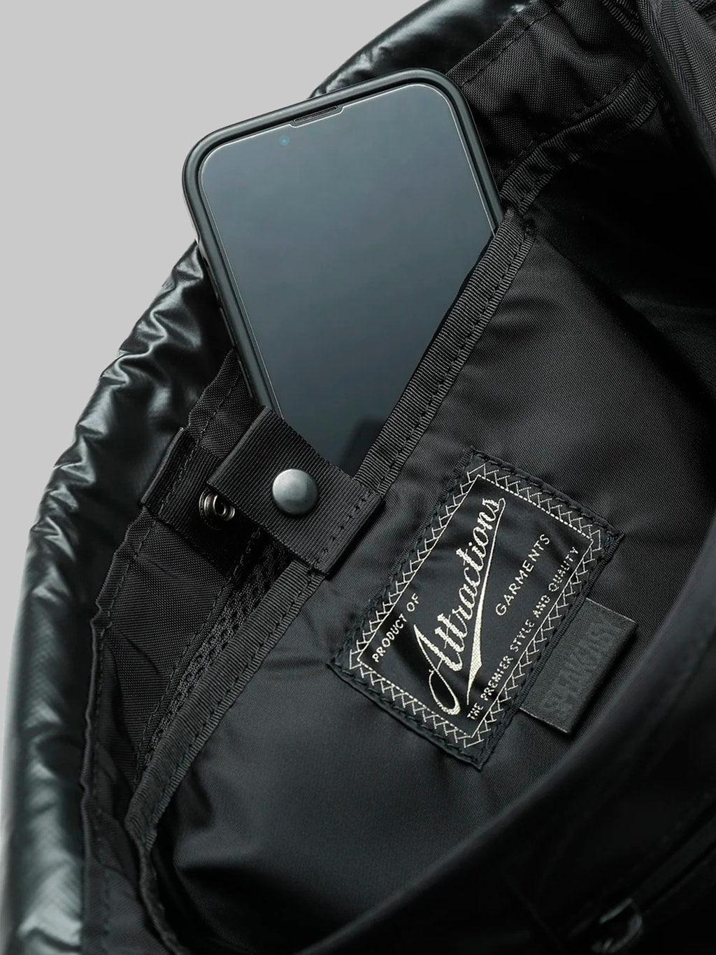 Attractions Black Waist ＆ Shoulder