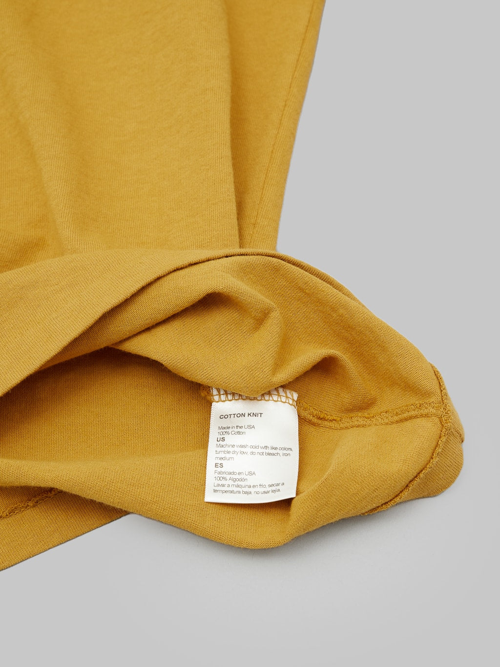 freenote cloth 9 ounce pocket t shirt mustard heavyweight care label