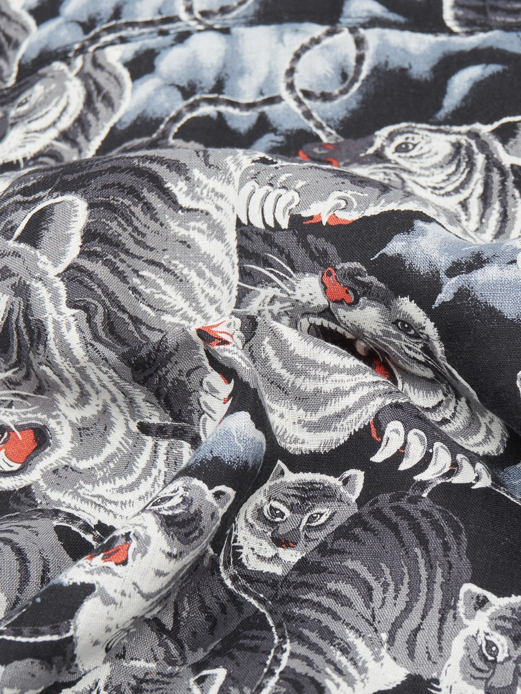 freenote cloth black tigers aloha shirt linen  texture