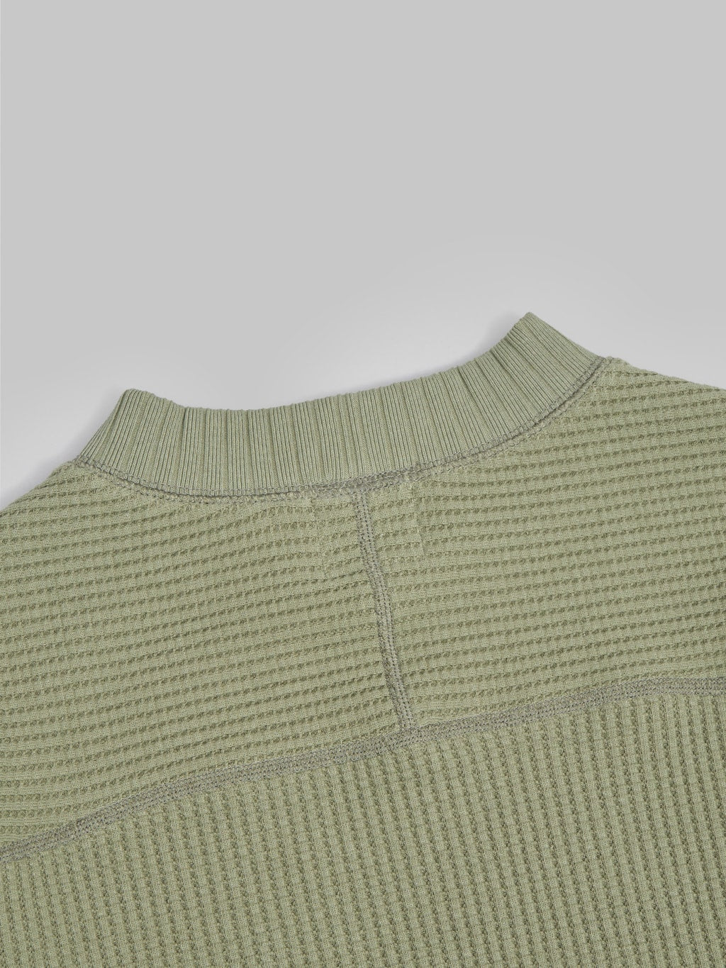 jackman waffle midneck sweater olive back collar