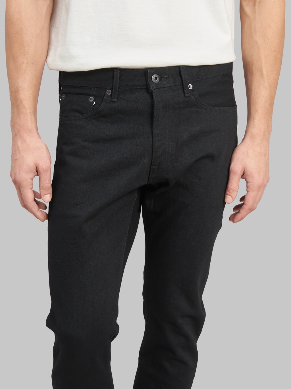 Japan Blue J214 14oz US Cotton Circle Tapered Black Jeans