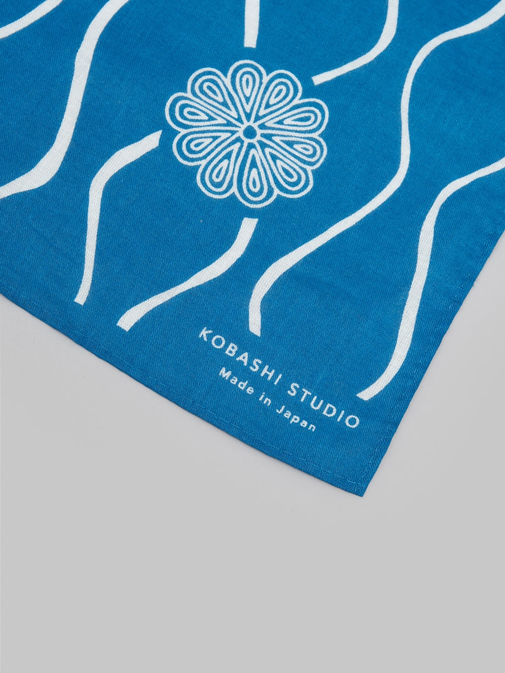 kobashi studio classic kikumon bandana light blue made in japan