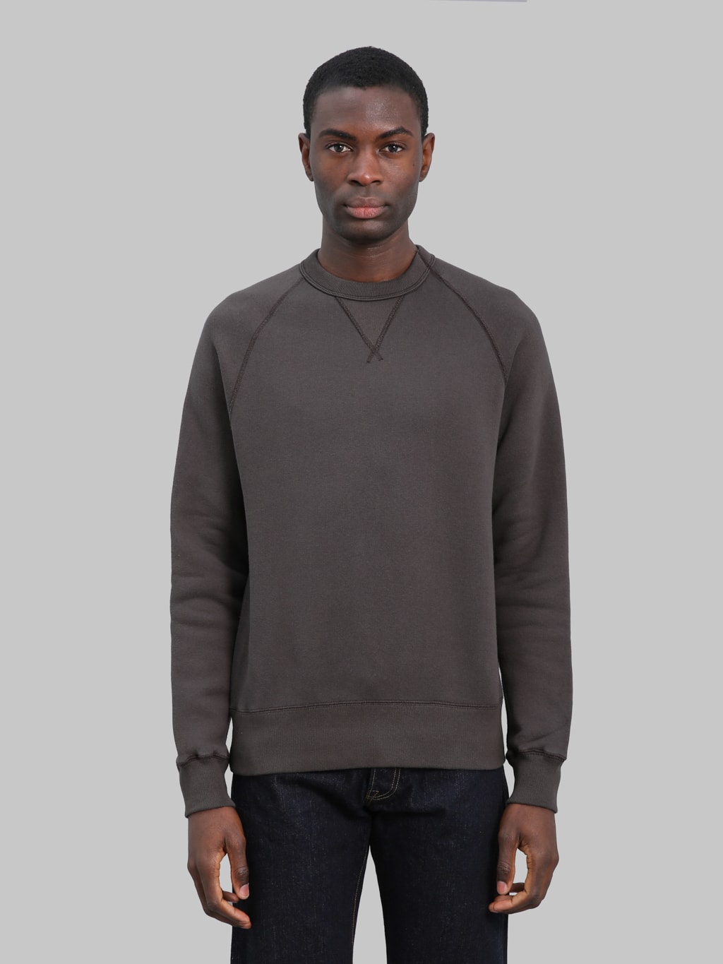 Loop & Weft Super Fluffy Knit Raglan V-Gusset Crewneck Sweatshirt Classic Black