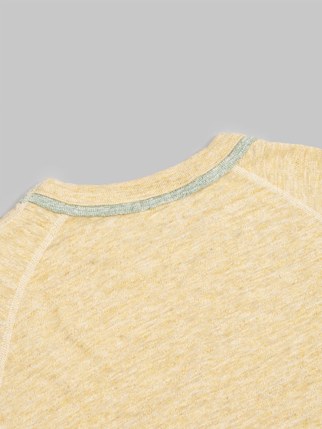 loop and weft double binder neck heather slub knit tshirt mustard stitching