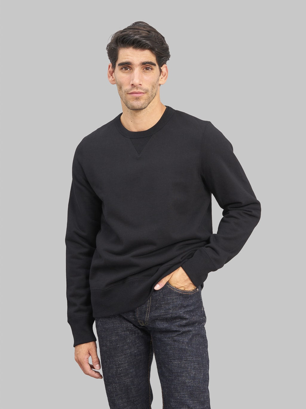 Merz b schwanen loopwheeled sweatshirt heavy black model front fit