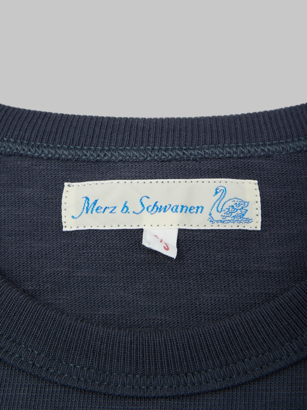 merz b schwanen good originals loopwheeled Tshirt navy size label