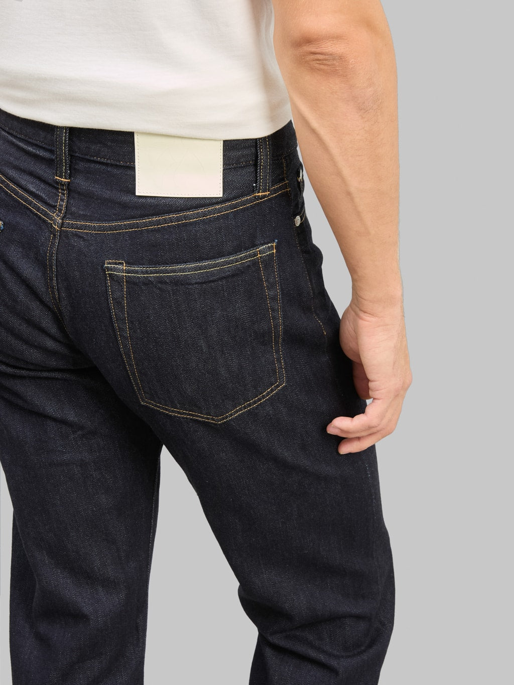 Momotaro MXJE14055S 11oz Lightweight Straight Jeans back pocket