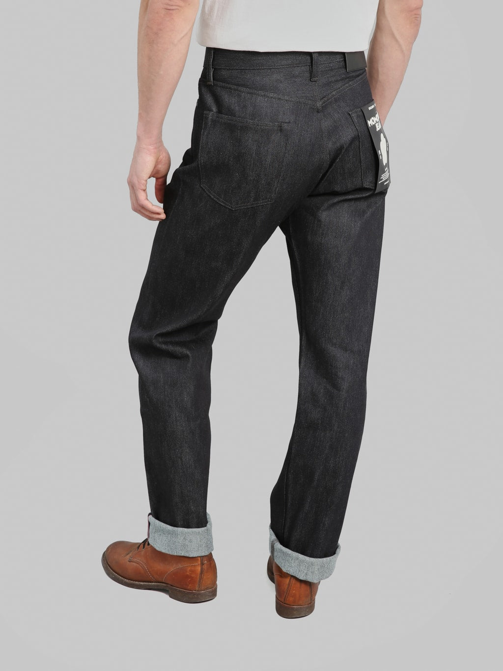 Momotaro Jeans MMJZ0103 #100 Cashmere Straight Jeans styled