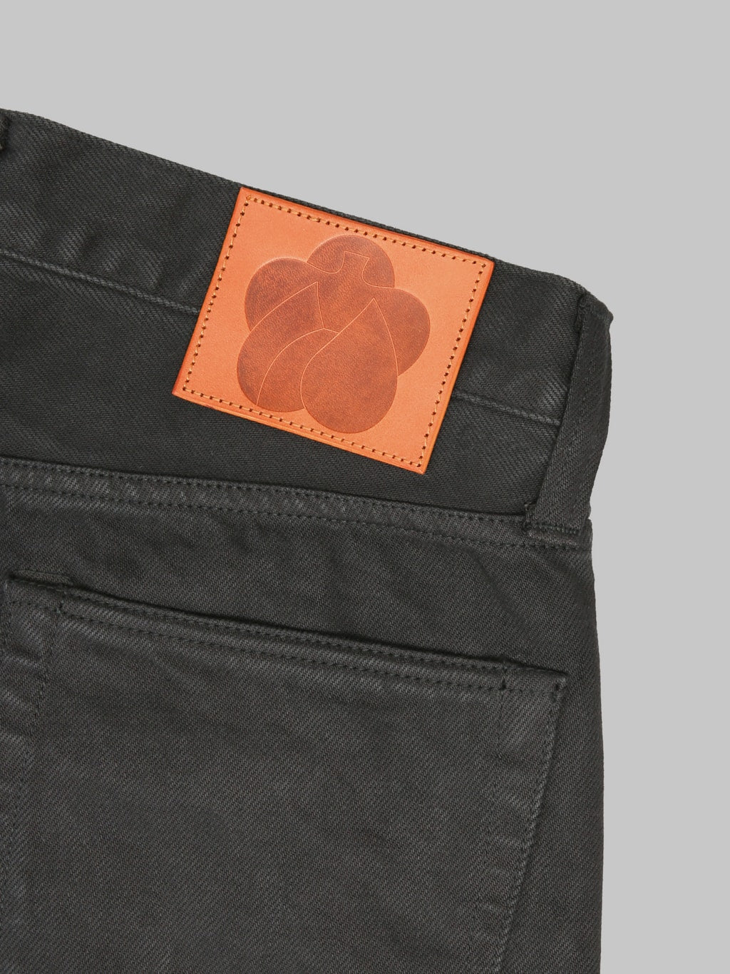 Momotaro Jeans MMJZ6402 #100 15oz "BC Botanical Bamboo Charcoal Dye" Straight Jeans