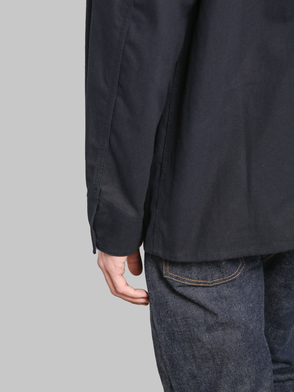 Momotaro MMOT6312 Duck Coverall Navy sleeve