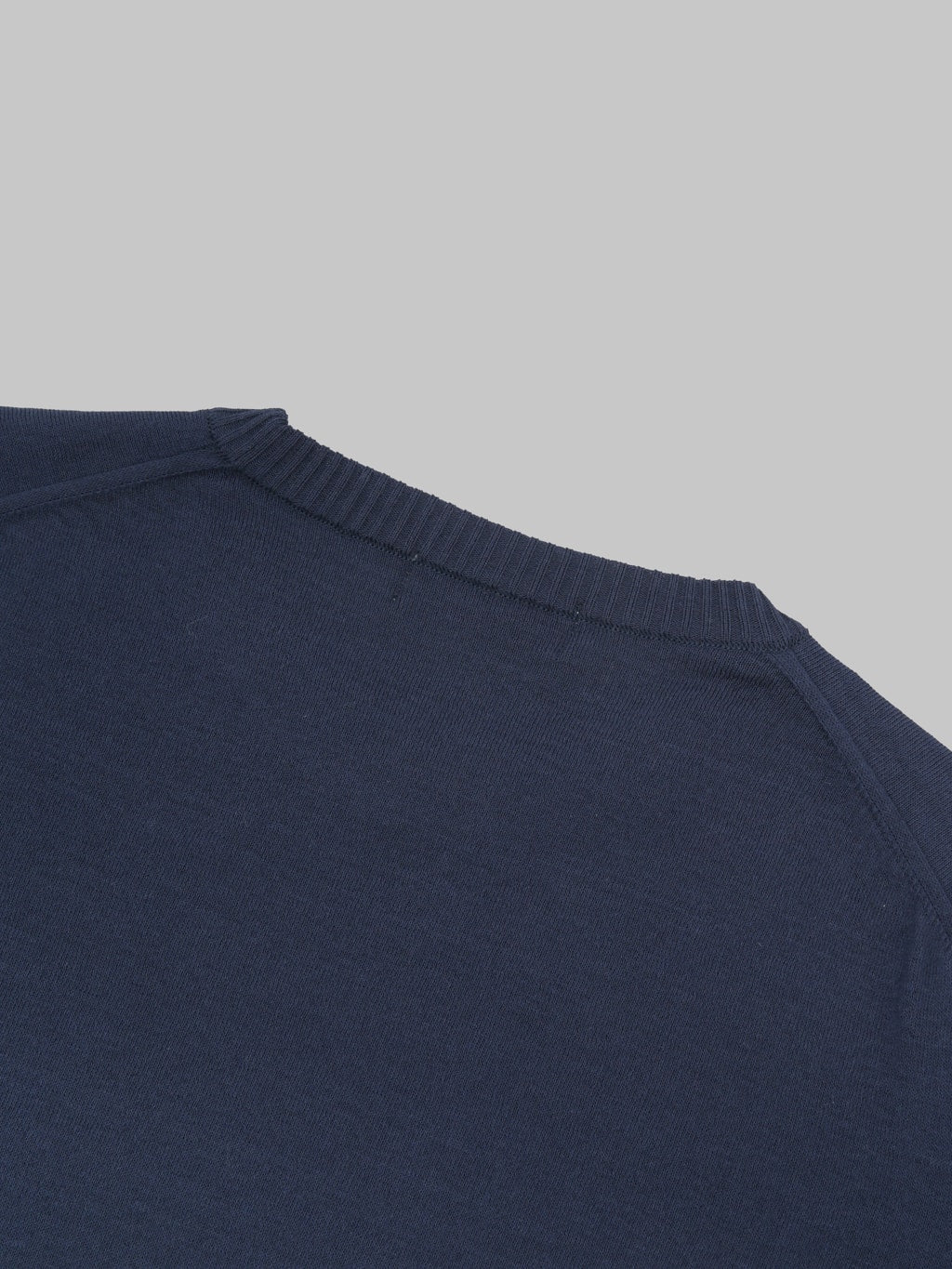 Mooncastle 12G Ice Cotton Crewneck T-Shirt Navy back collar