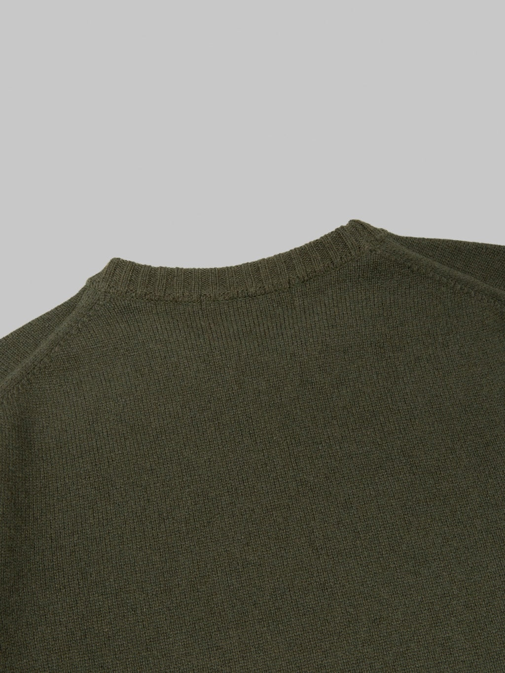 Mooncastle 7G Cashmere Silk Wool Crewneck Pullover Moss Green