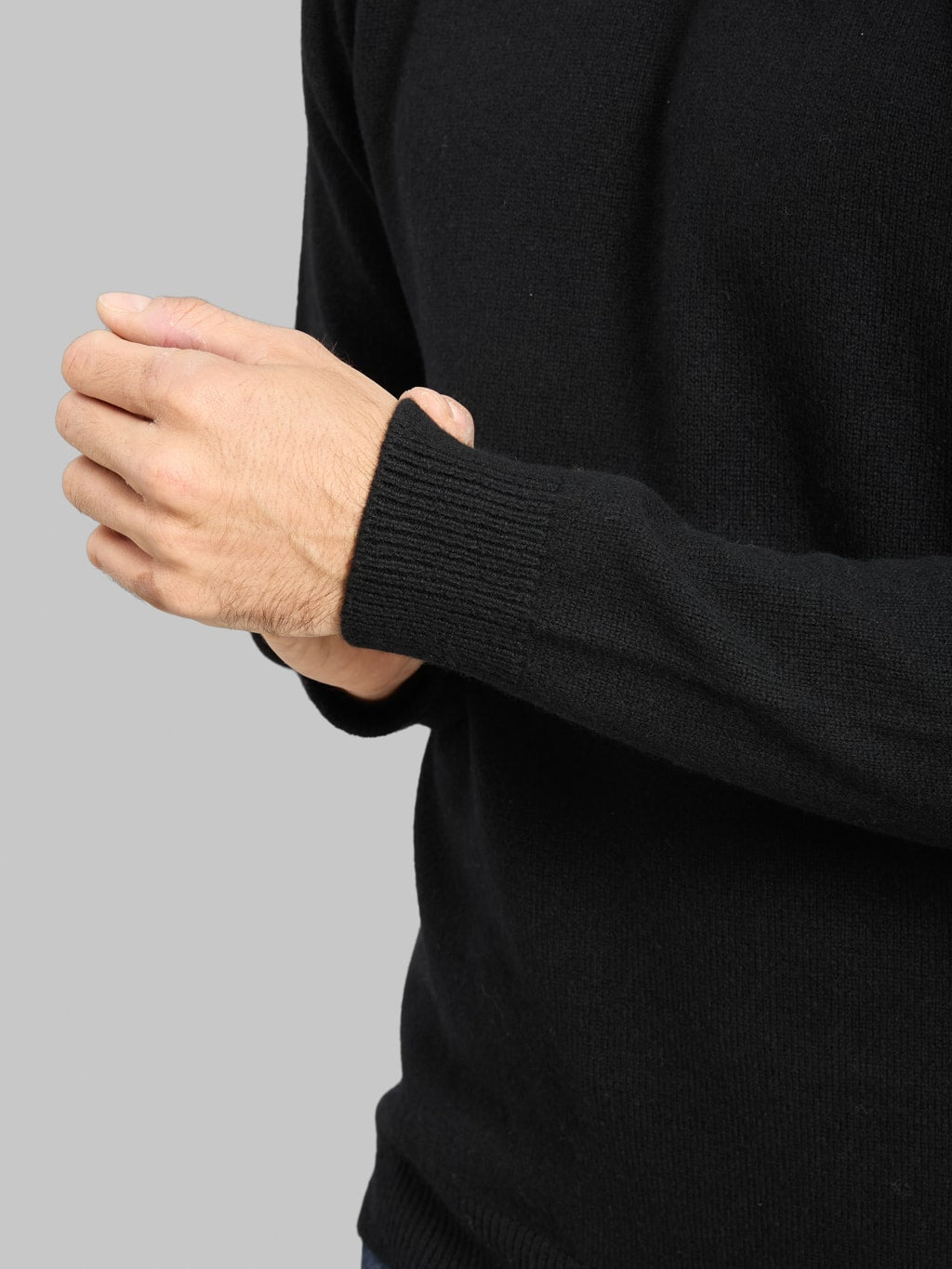 Mooncastle 7G Cashmere Silk Wool Mockneck Pullover Black