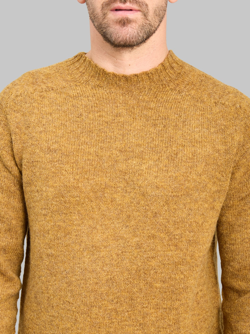 Mooncastle Shetland Wool Crewneck Pullover Gold