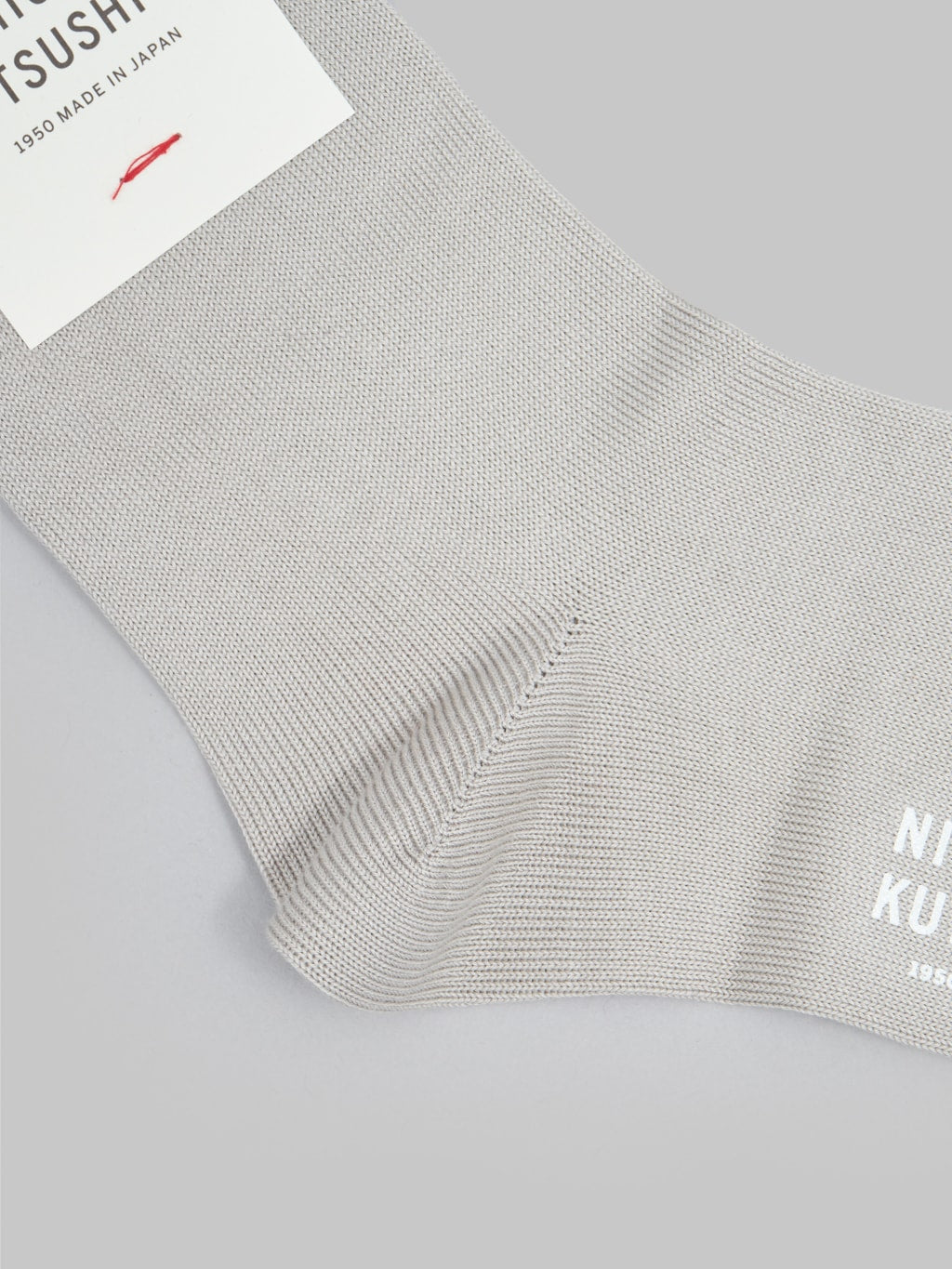 nishiguchi kutsushita egyptian cotton plain socks light gray heel