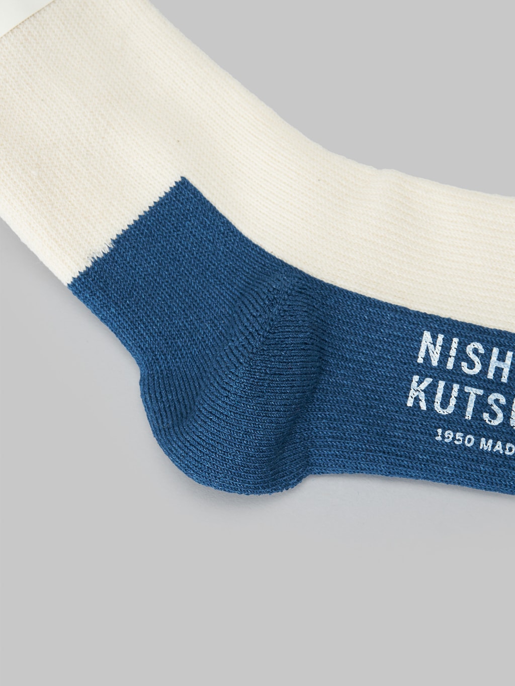 Nishiguchi Kutsushita Wool Pile Walk Socks Ivory reinforced heel