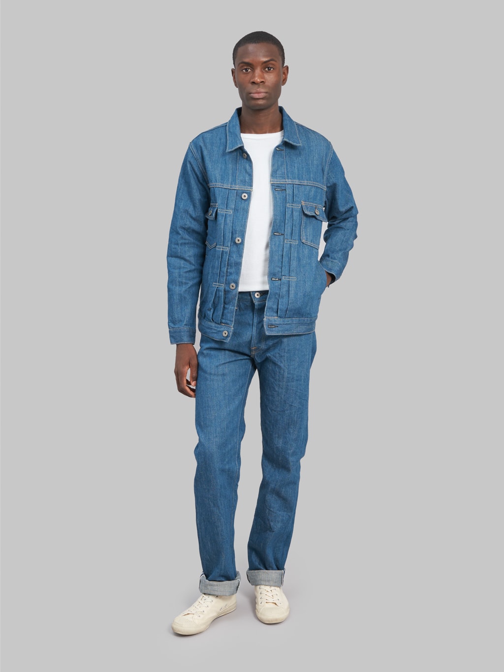 oni old faded blue denim classic straight jeans styled