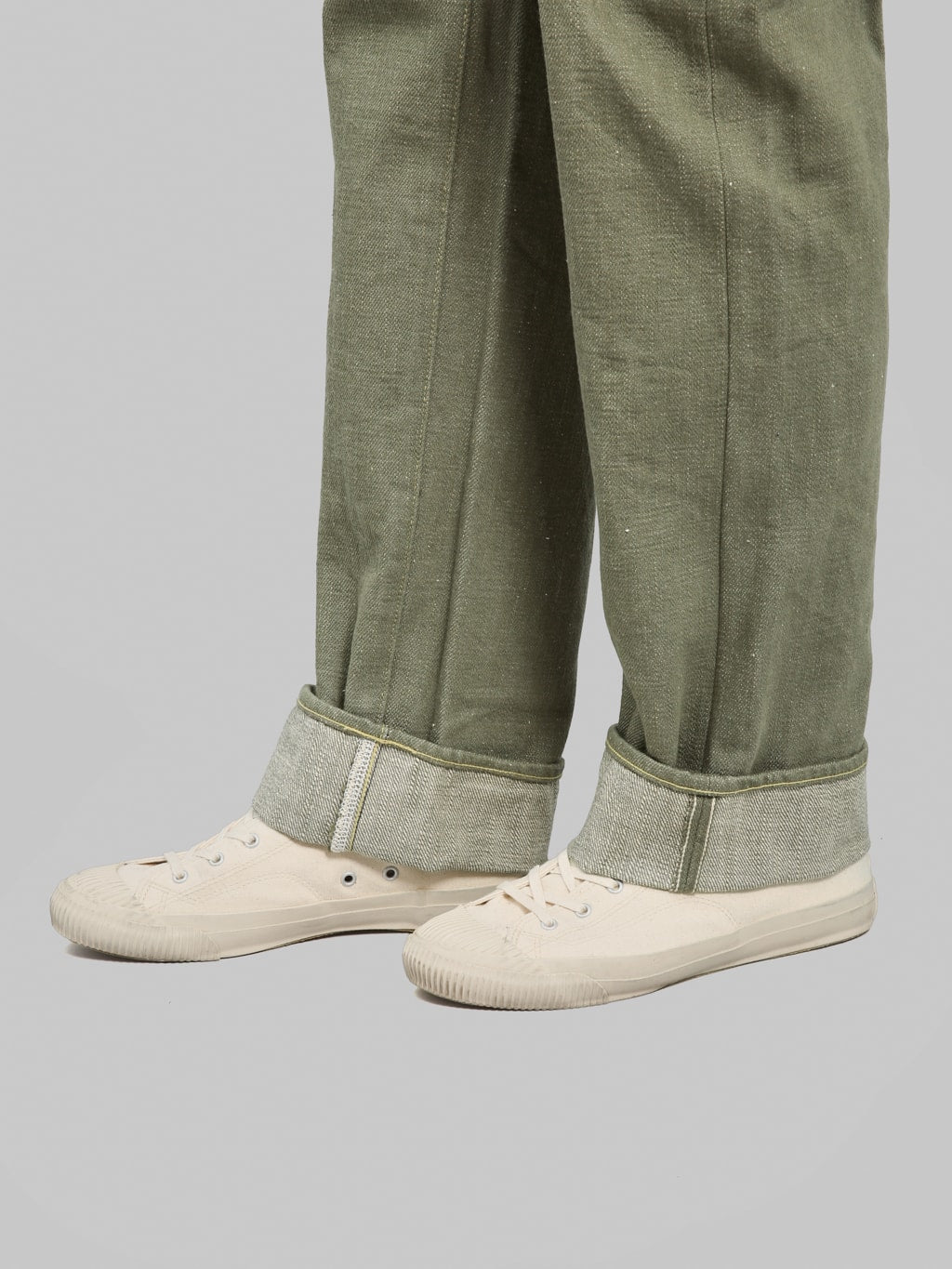 ONI Denim 266 OLD18 Olive Denim Straight Jeans selvedge