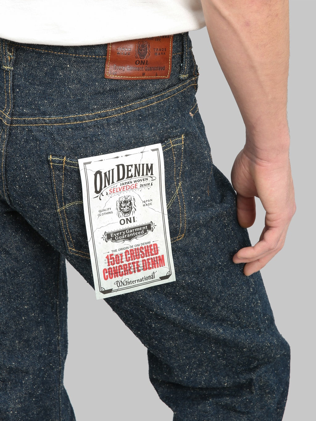 oni 266 kabuki crushed concrete denim relax straight jeans back pocket