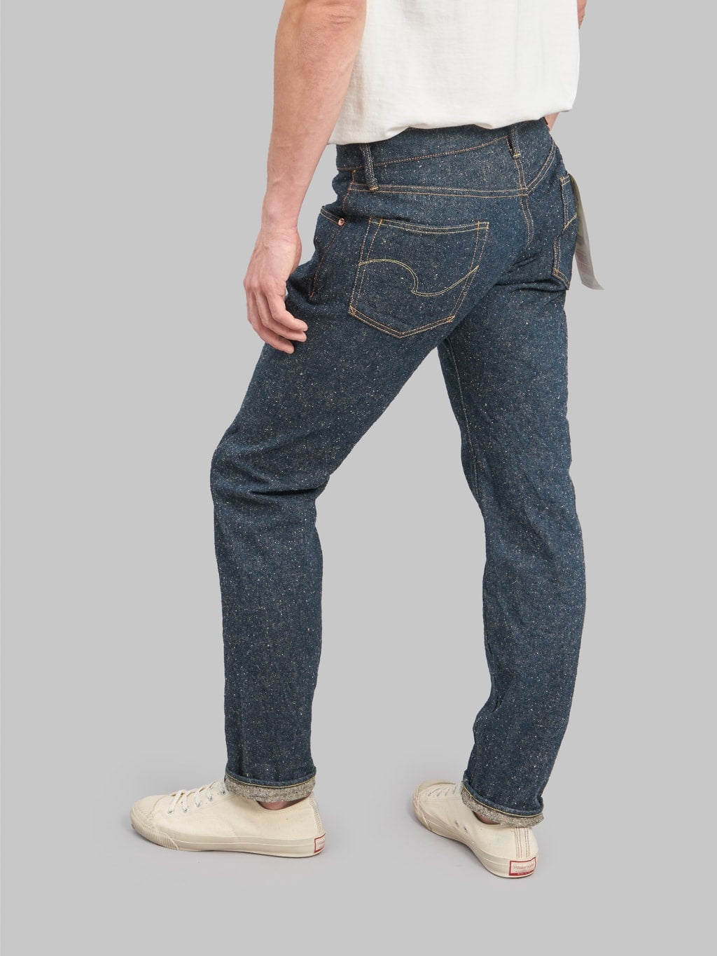 oni 622 crushed concrete denim relaxed tapered jeans fitting