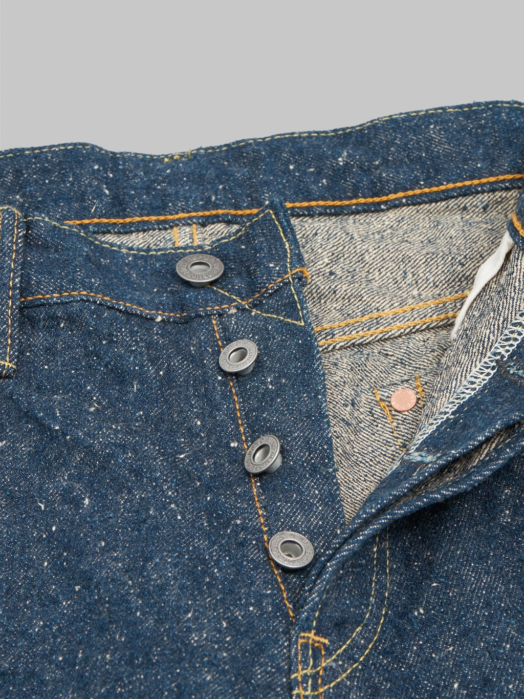 oni 622 crushed concrete denim relaxed tapered jeans buttons