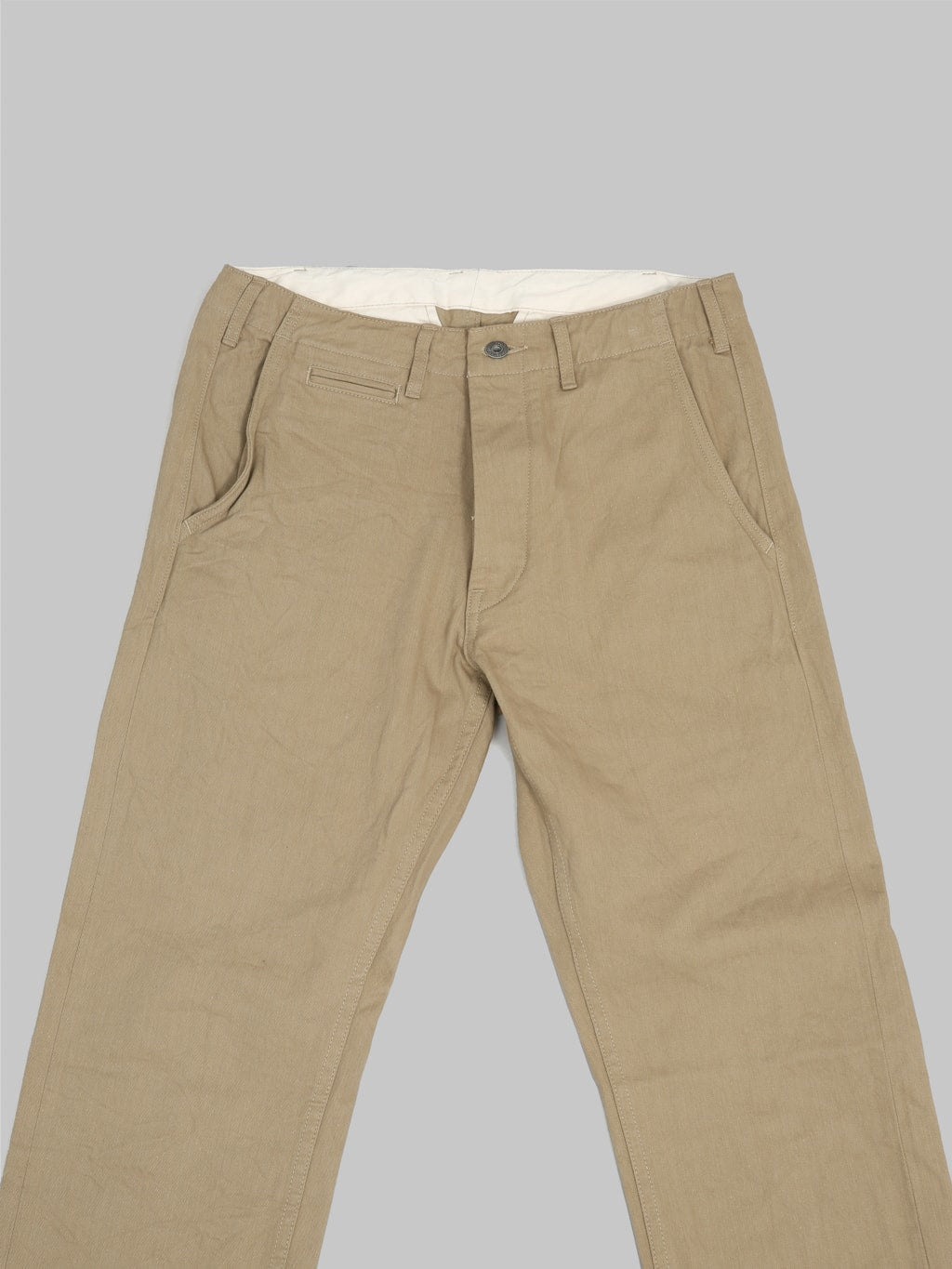 oni 737 selvedge chino trouser khaki beige wide front details