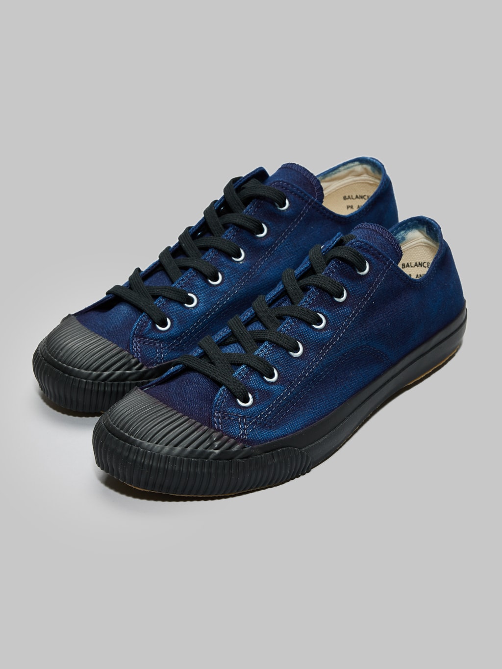 Pras shellcap low sneakers indigo hand dyed vulcanized sole