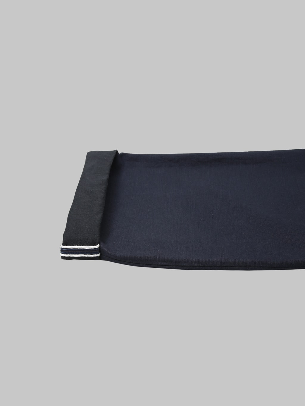 Pure Blue Japan 1185NV Satin Sulfur Dye Piped Straight Trousers Navy weft
