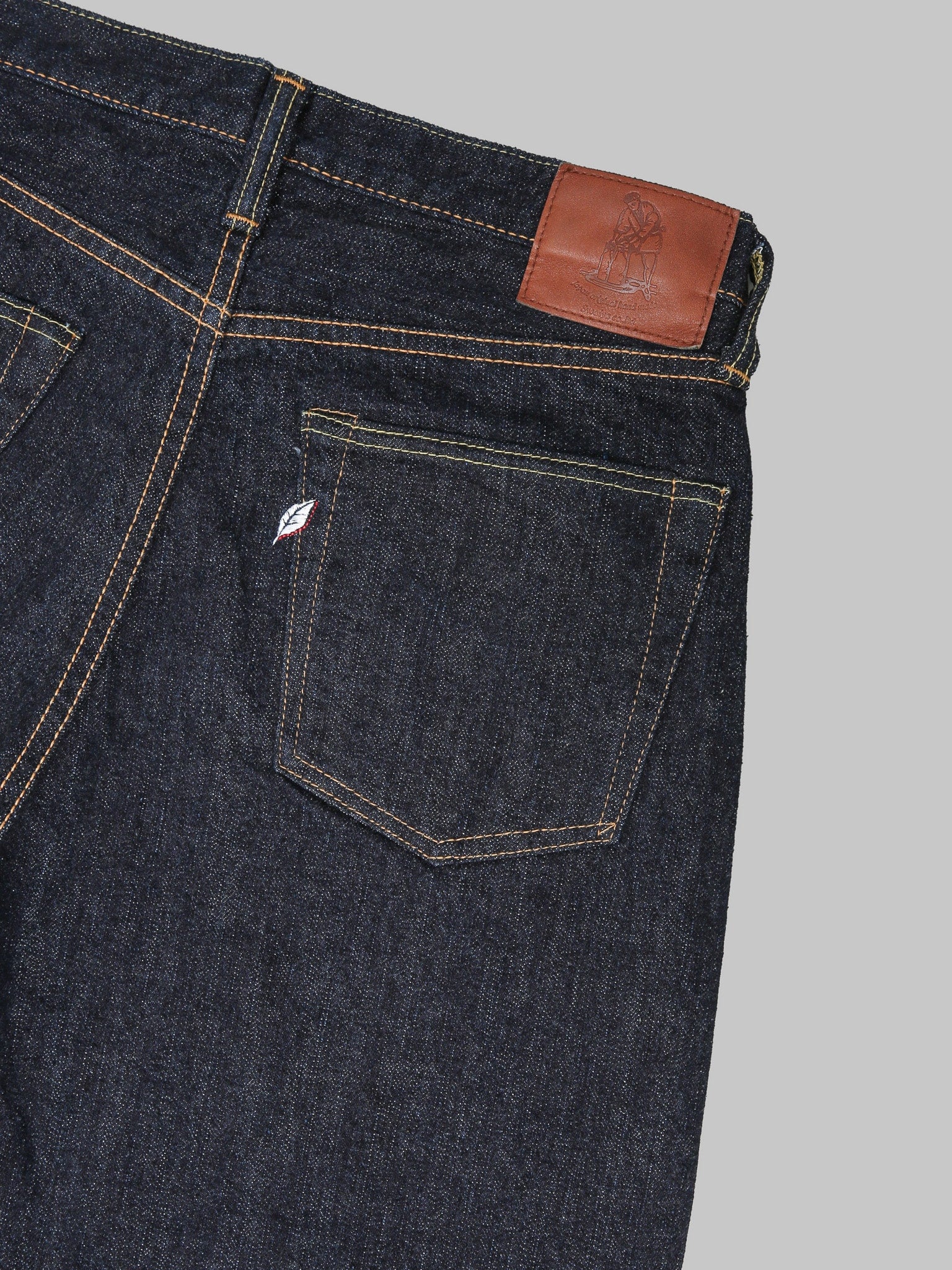 Pure Blue Japan XX002 14oz Pipe Straight Jeans brand logo