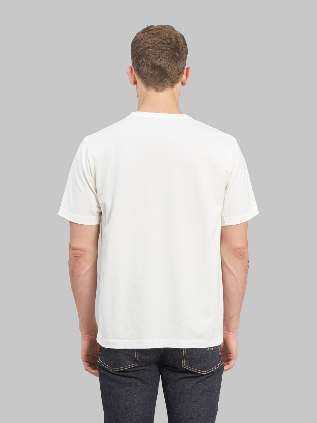 seuvas cotton crew neck tshirt natural  model back fit