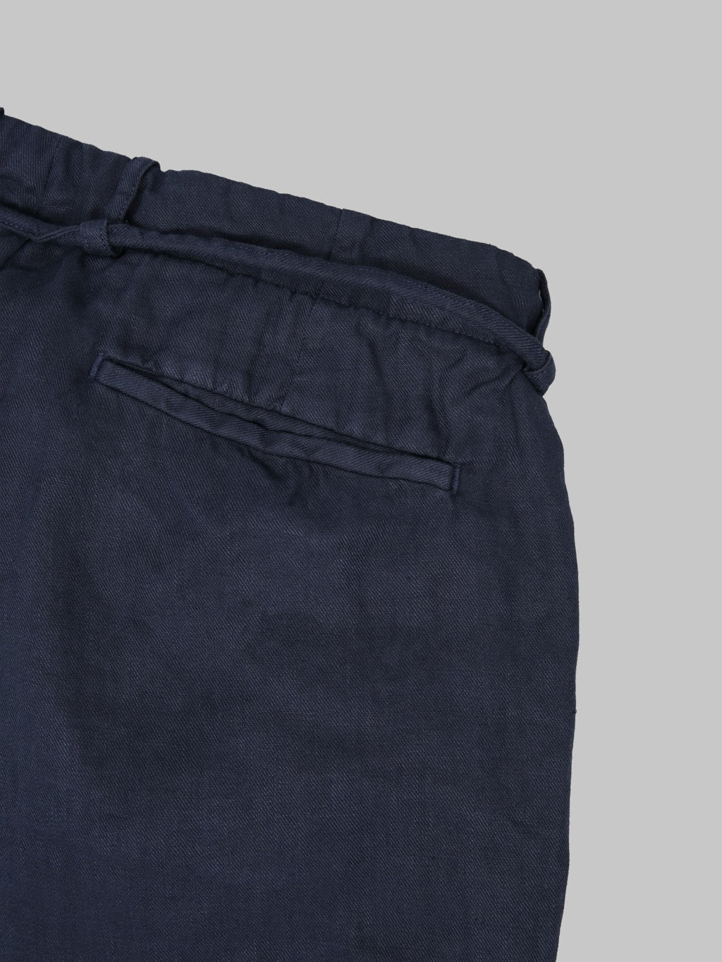 Seuvas Linen Tapered 2 Tuck Pants Navy summer wear