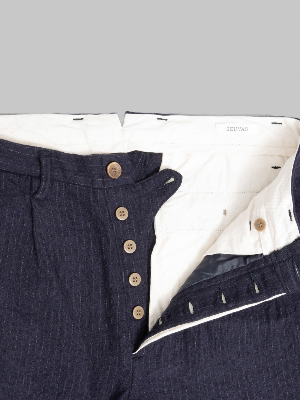 Seuvas C/W Tapered 2-Tuck Trousers Navy