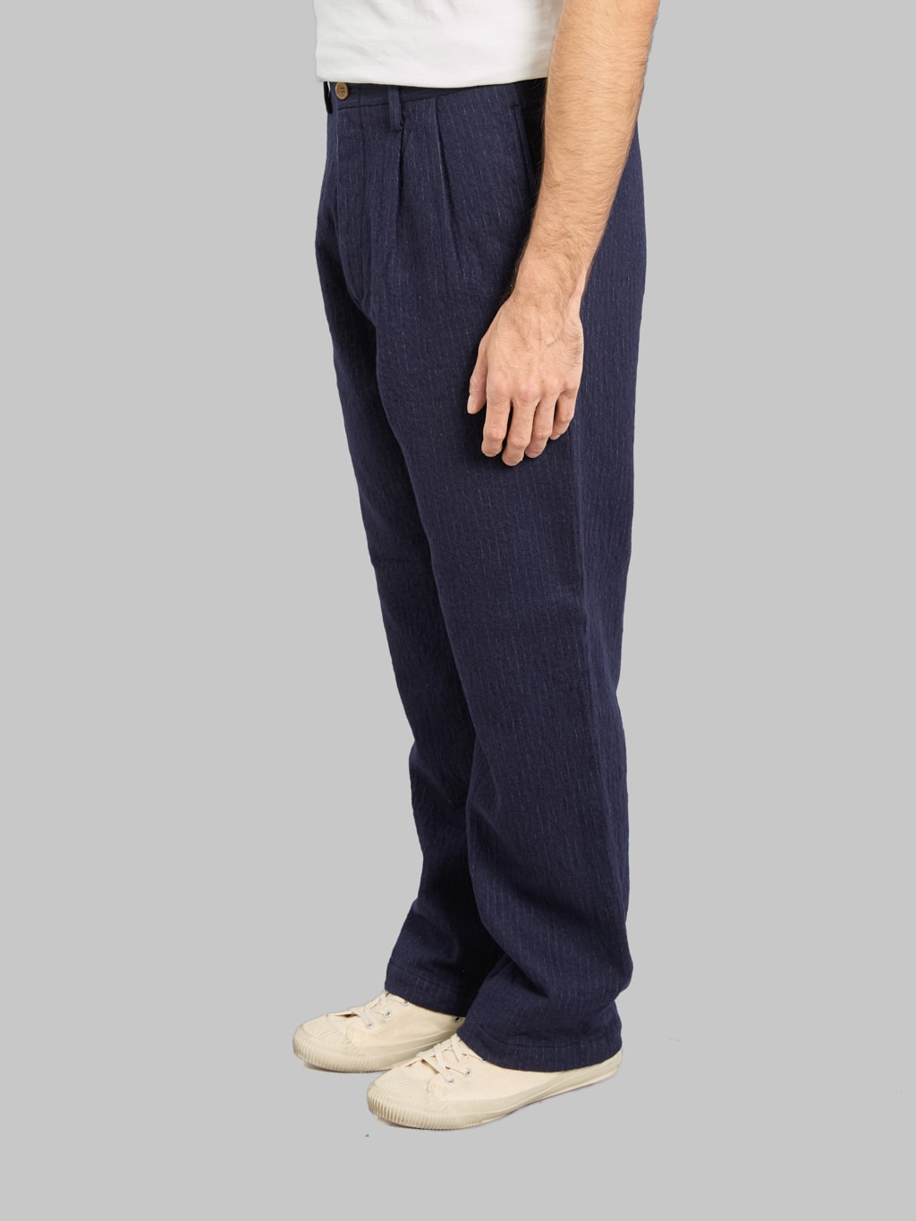 Seuvas C/W Tapered 2-Tuck Trousers Navy