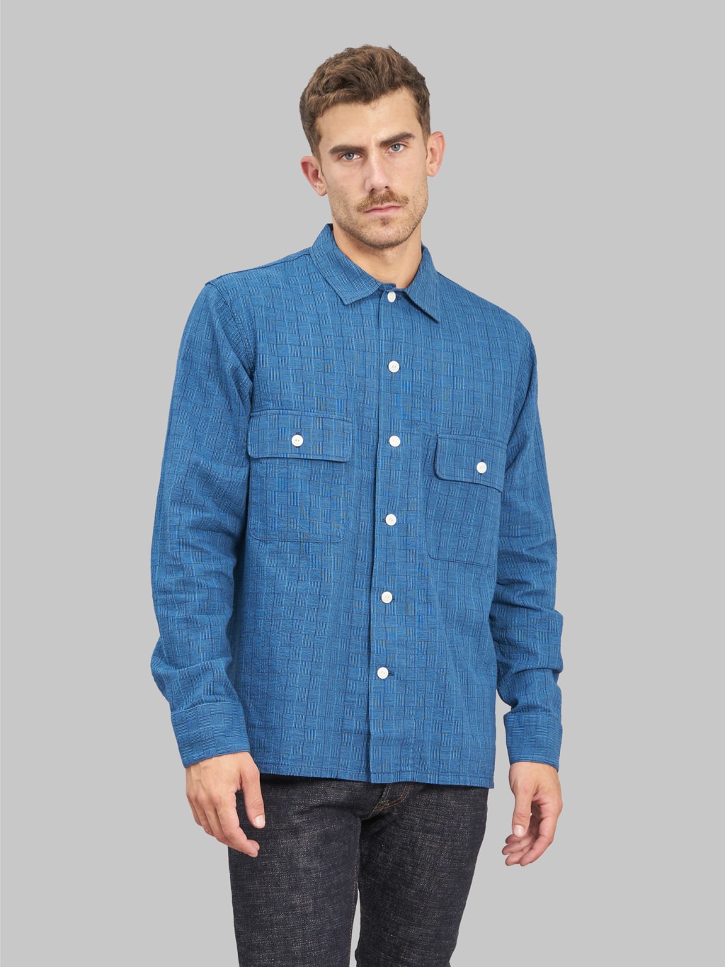 studio dartisan awa ai natural indigo plaid shirt model front fit