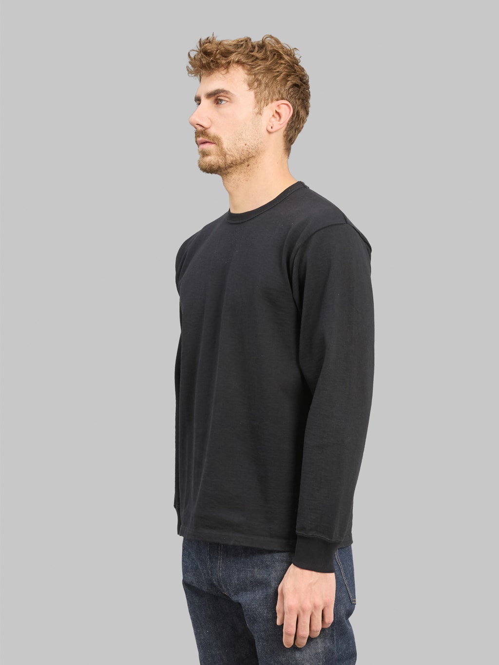 The Flat Head 20oz Loopwheel Long Sleeve TShirt Black  side fit