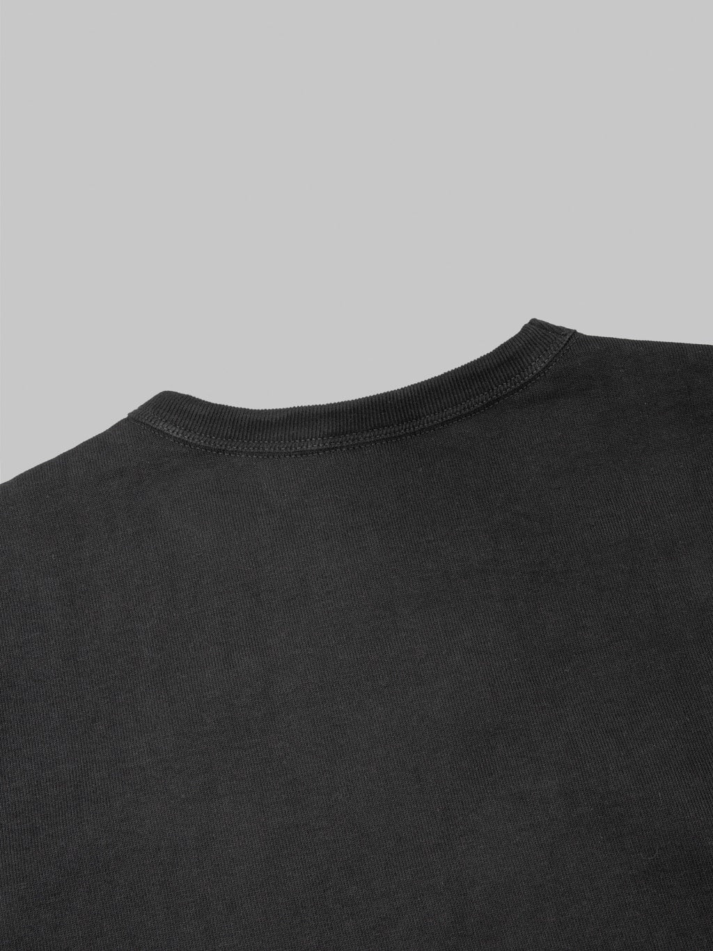 The Flat Head 20oz Loopwheel Long Sleeve TShirt Black back collar