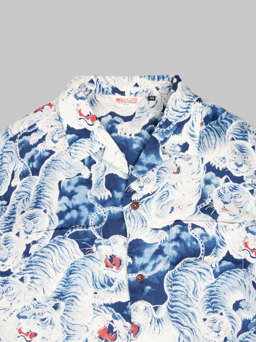 The Flat Head Hyaku Tora Hundred Tigers Linen Shirt Blue collar