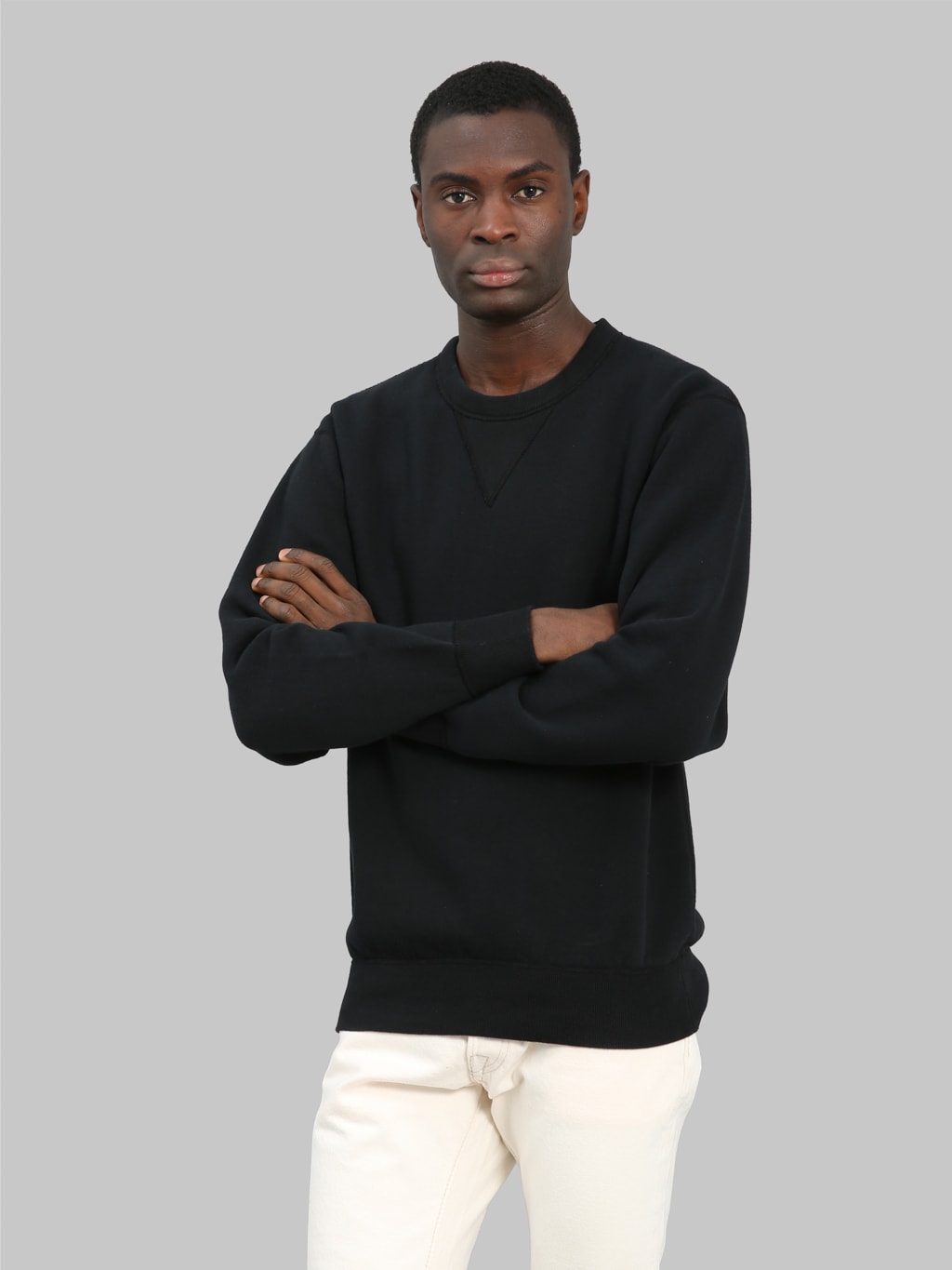 the flat head loopwheel crewneck sweatshirt black styled