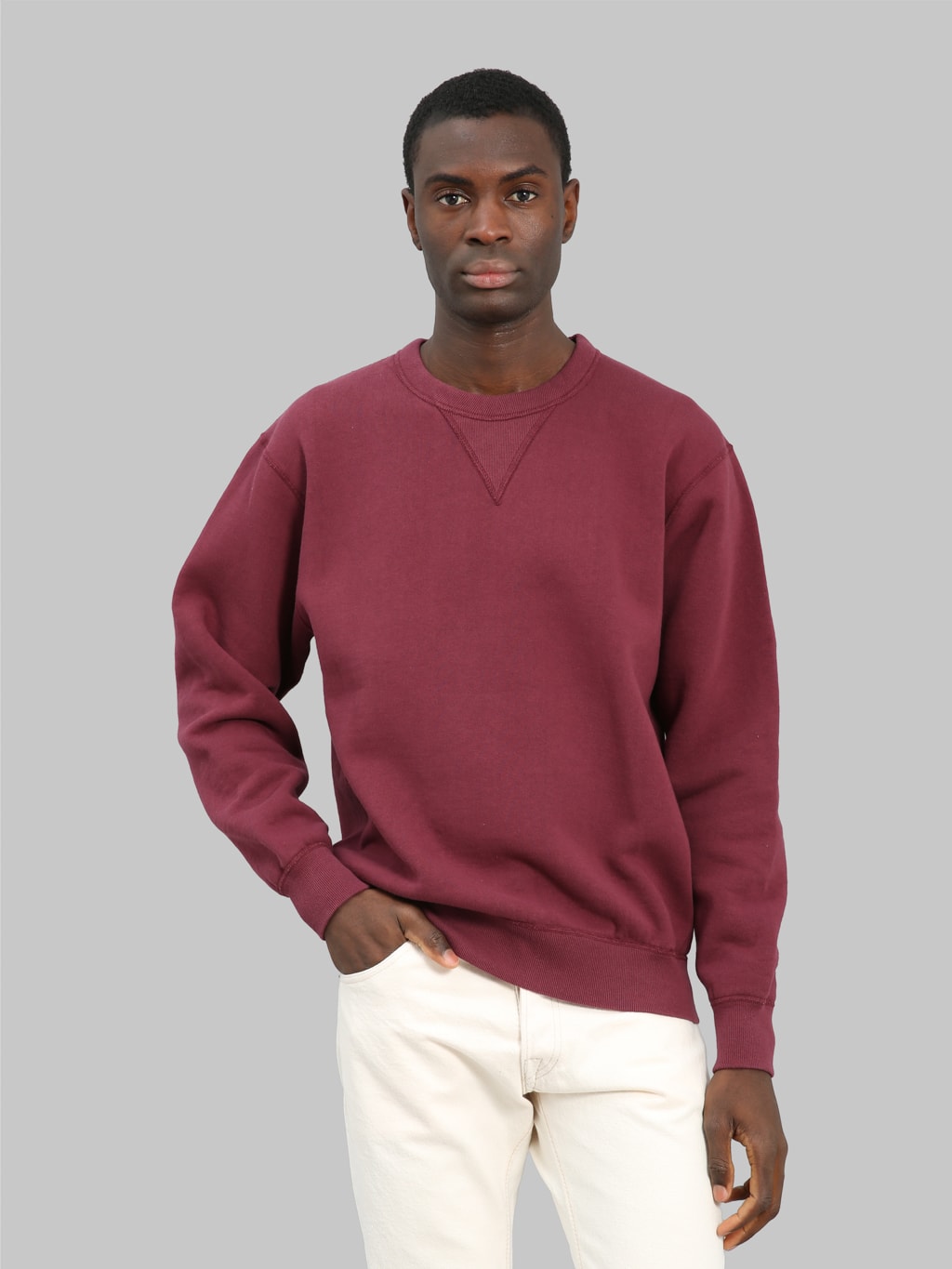 the flat head loopwheel crewneck sweatshirt engine red styled